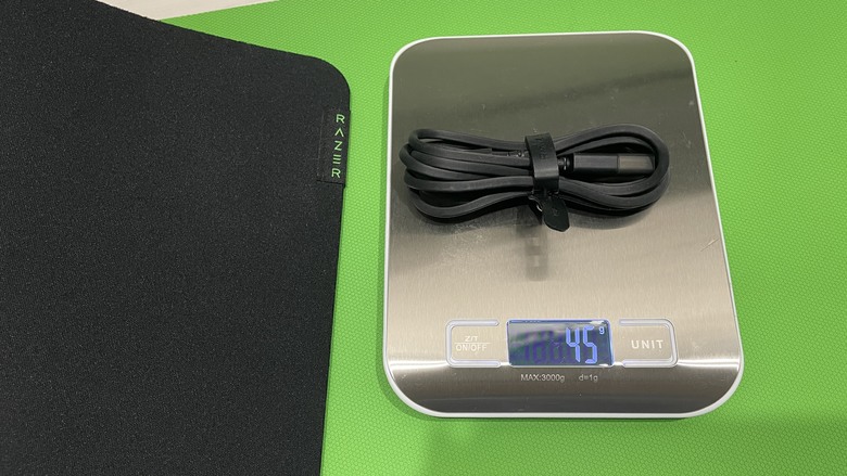 【阿洪開箱中】Razer 雷蛇 黑鯊 Blackshark V3X Hyperspeed 電競耳麥 戴三小時不悶、PS5+iPad+筆電全都通！三模連線軟硬體全面實測(圖多)