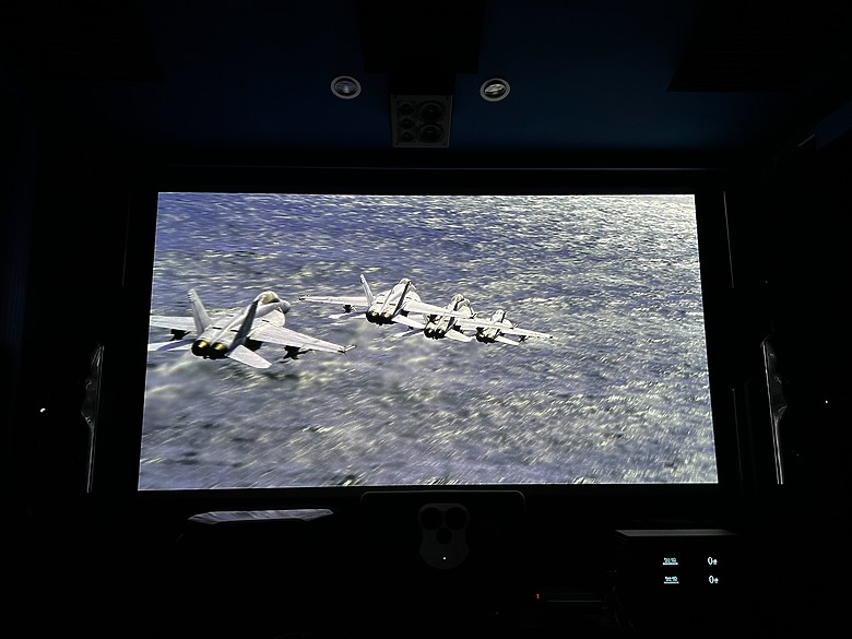 Digital Projection E-Vision 10000i 4K+ RGB家用高對比鏡頭版頂級投影機試用：8000流明正「電影院」級的高級影像表現！