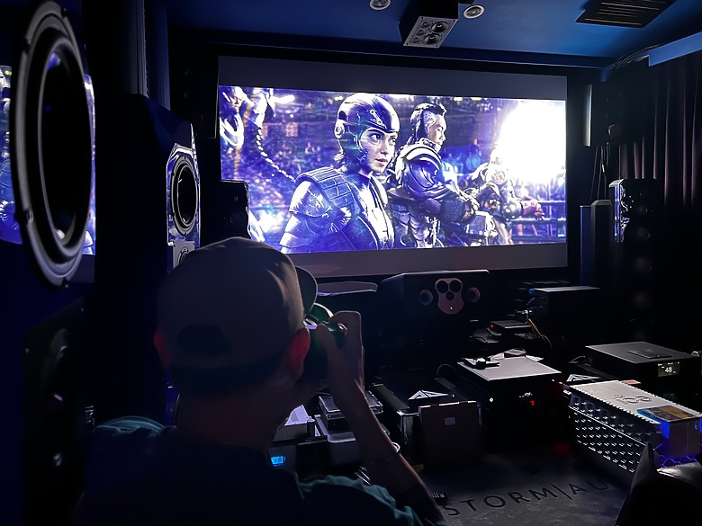 Digital Projection E-Vision 10000i 4K+ RGB家用高對比鏡頭版頂級投影機試用：8000流明正「電影院」級的高級影像表現！