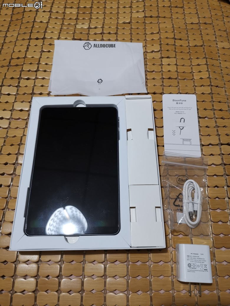 酷比魔方 iplay 70 mini pro (8.4吋平板) 首發開箱