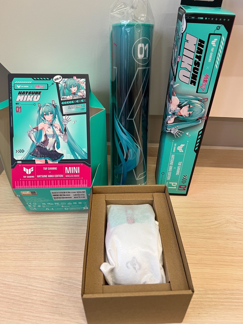 [開箱] TUF Mini Wireless 初音聯名無線滑鼠