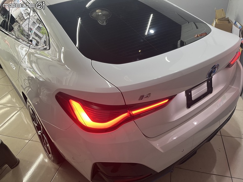 請問各位BMW i4 Gran Coupe (G26 2024款) 的大大們,每次充滿電(100%)的實際行駛里程數大約多少呢?? 感恩!~~