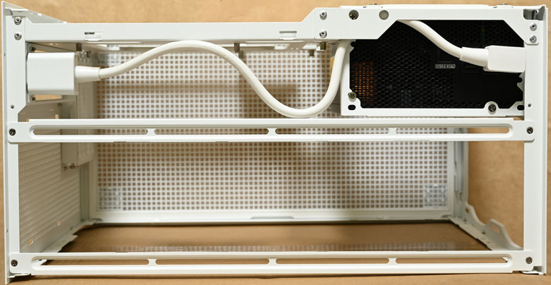 點我看大圖 DEEPCOOL CH260 WH機殼開箱