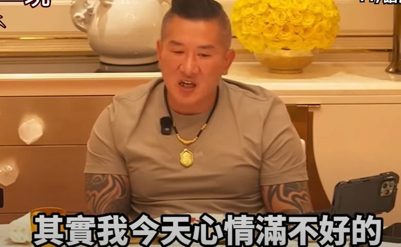 悲報!! 館長被中國封殺了~