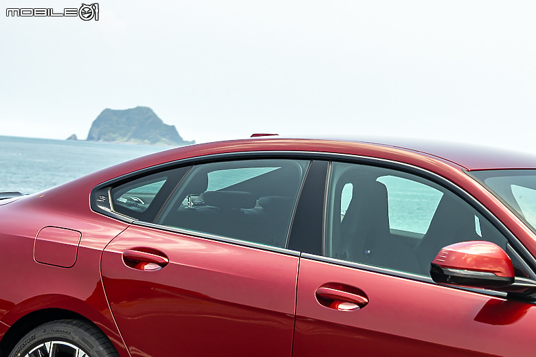 BMW 大改款 220 Gran Coupe 試駕|樂趣不輸掀背鋼砲的小轎跑!