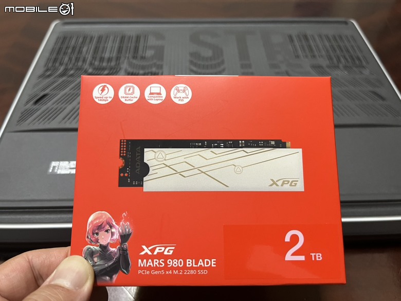 中年大叔的堅持 ASUS ROG Strix G18 G815LW 鑽牛角尖也要上Gen5 M.2硬碟