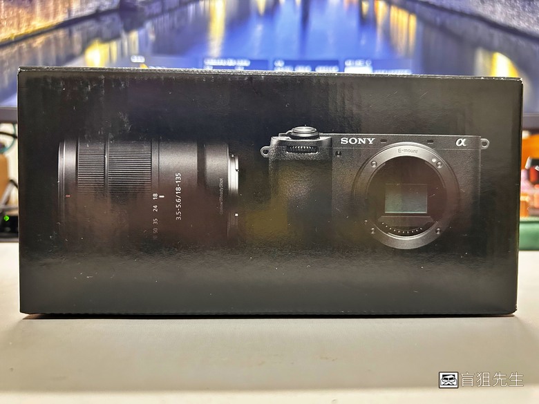 【盲狙先生傳100】SONY a6700M 被小惡魔推坑篇 | SEL18135 KIT鏡+SEL16F2.8，街拍、旅遊一次到位的入門機首選