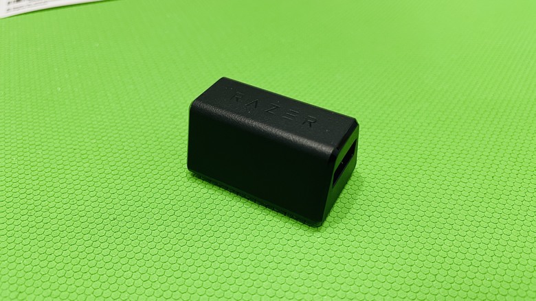 【阿洪開箱中】雷蛇 Razer Phantom 幻影綠系列整組開箱實測心得|RGB 美學全面解放,透明設計再掀桌面革命!