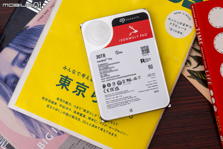 Seagate Ironwolf Pro 30TB NAS 硬碟開箱實測 老司機的火力庫再升級