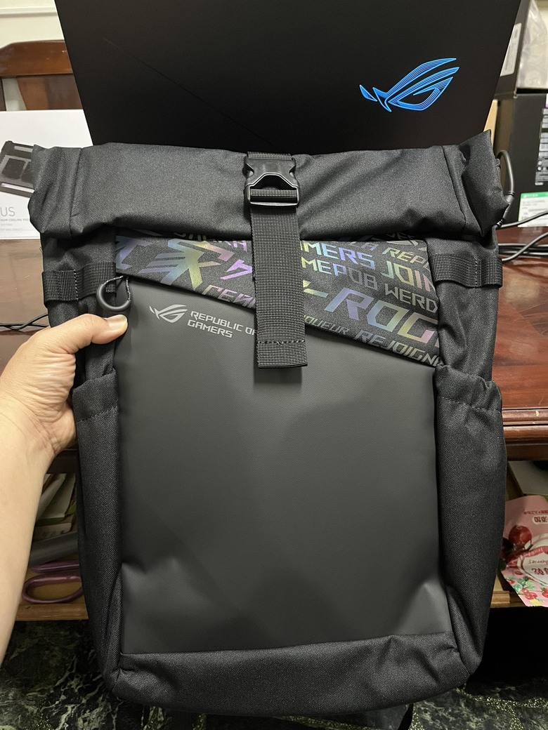 開學祭家長筆電採購抉擇 ASUS ROG Strix G18 G815LW -0031G275HX-NBL 入手再升級