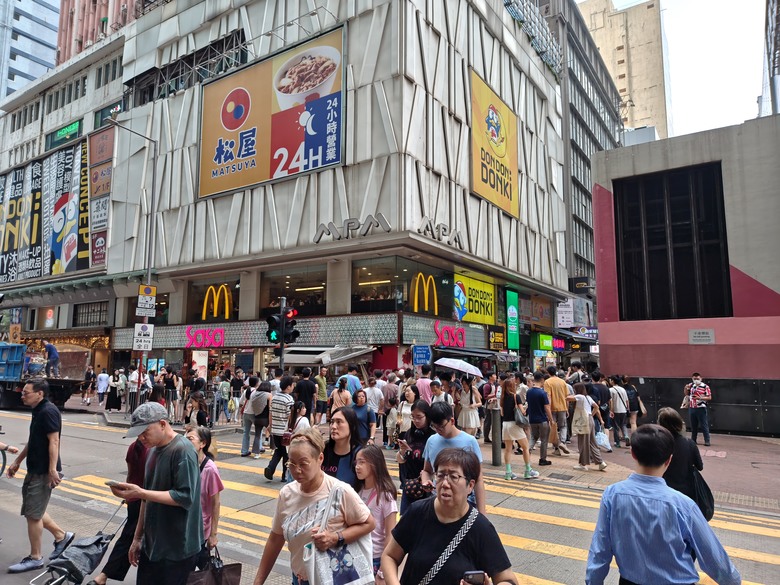 點我看大圖 帶著R10出門走走~意外的香江旅行初體驗