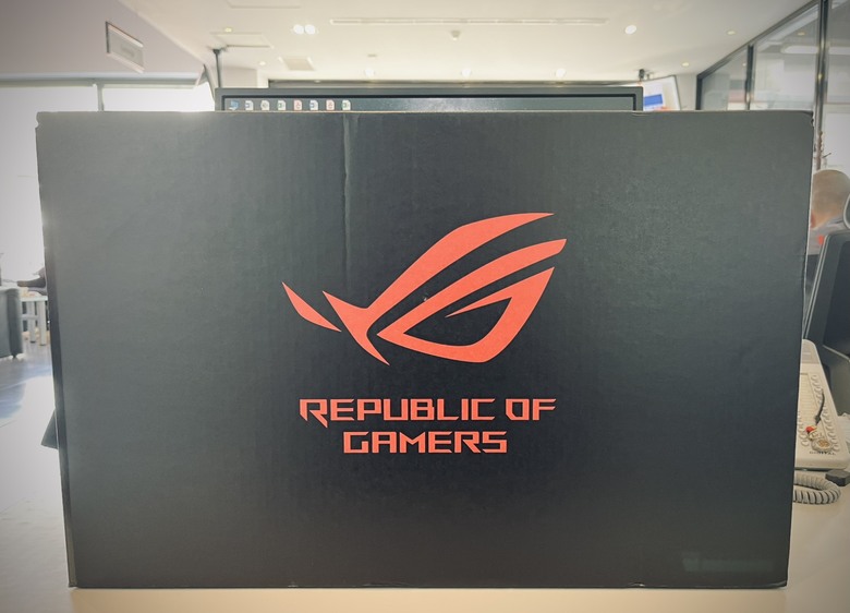 開學祭家長筆電採購抉擇 ASUS ROG Strix G18 G815LW -0031G275HX-NBL 入手再升級