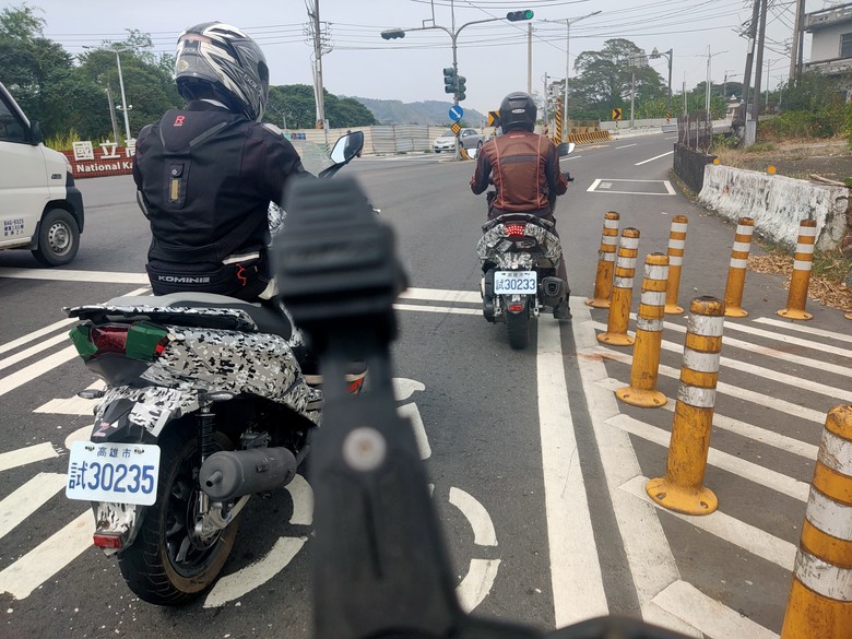 前幾年遇到偽裝車
