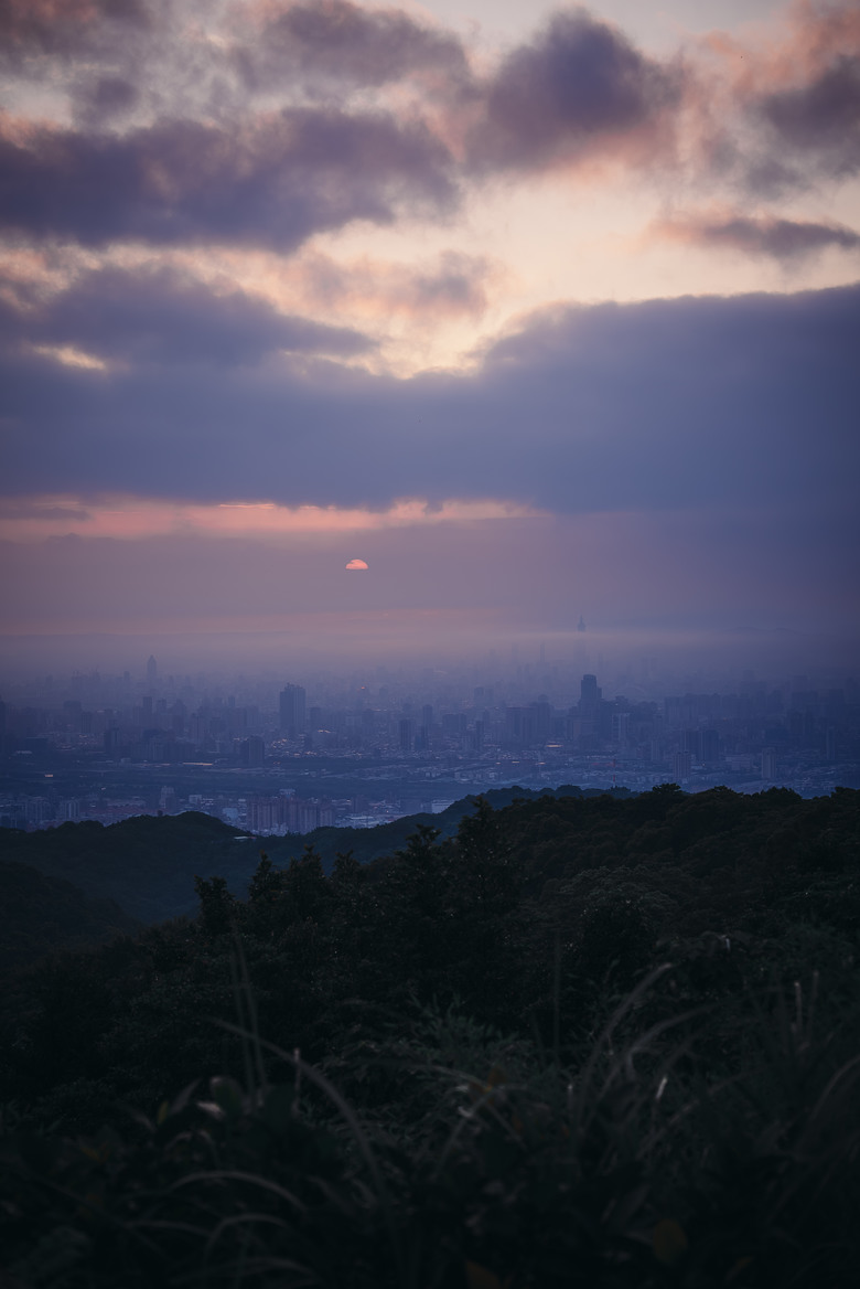 桃園 :: 大棟山 405三角點 :: 拂曉