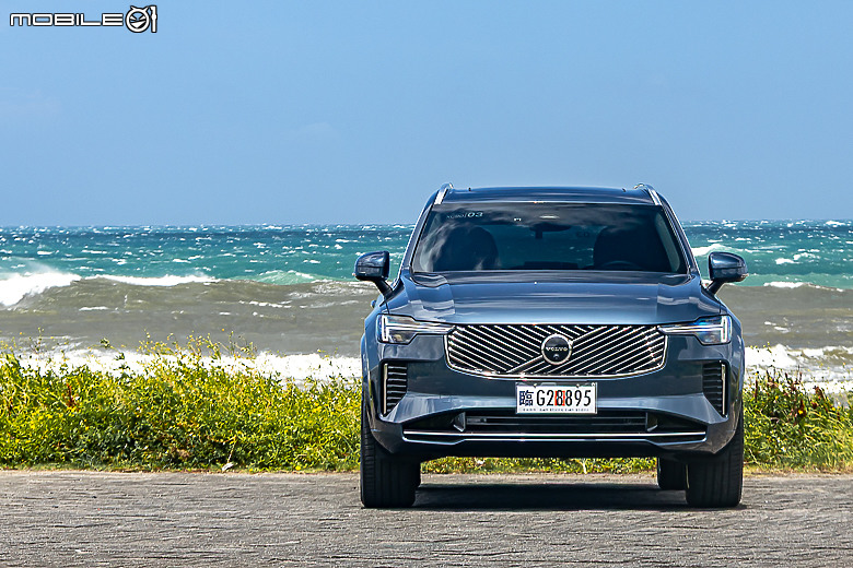 Volvo 小改款 XC90 B5 Plus 試駕|披上時尚外衣、融入科技元素,利劍重磨再戰一回!