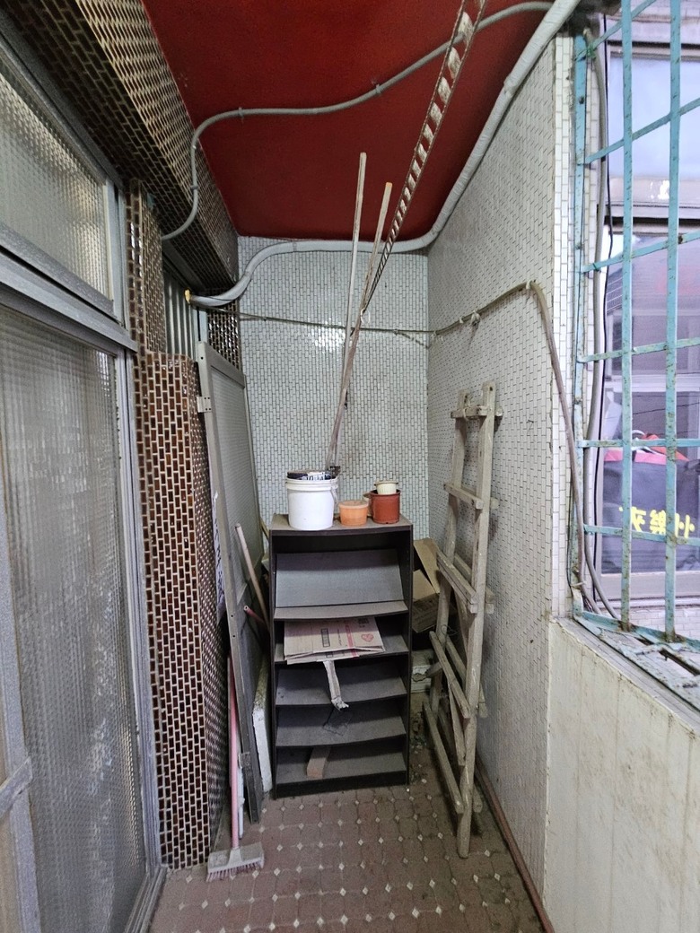 開箱文---清透明亮的40年老公寓翻新-重軟裝輕硬裝(08.05更新到廚具安裝完成)