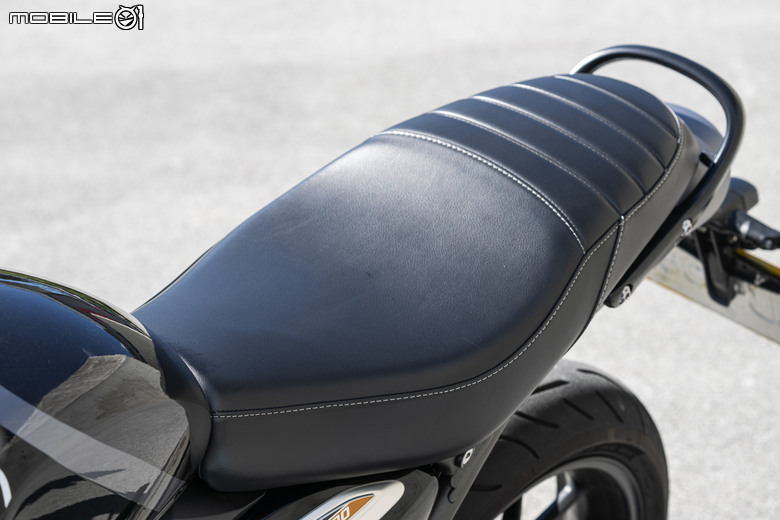 點我看大圖 Triumph Speed400 試駕報告 | 動力飽滿、輕巧無壓力的日常坐騎!