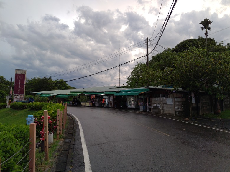 點我看大圖 【遊記】「舊地重遊」發現多了一分「守護」,但「記憶」仍是無法找回「兒時失落之物」,仁義潭水庫 - 大漠國渡