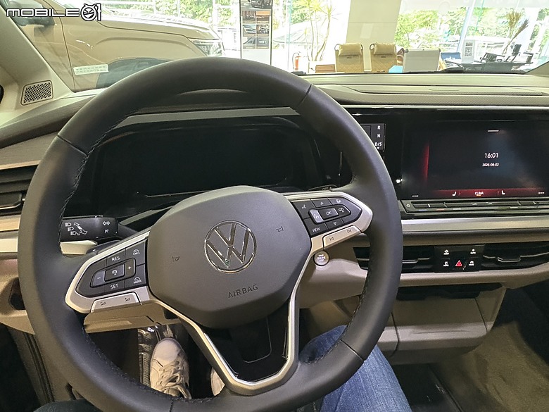 點我看大圖 VW Multivan 試駕心得:從日本 Noah 到台灣 VanLife,家庭 MPV 的好選擇?