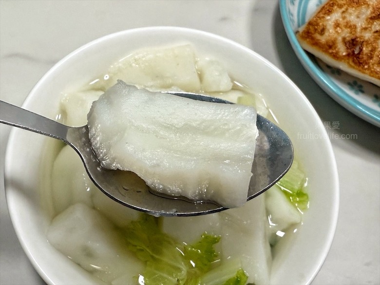 武界手工蘿蔔糕，新鮮食材、山泉水，打造獨特又綿密的口感，送禮自用兩相宜！