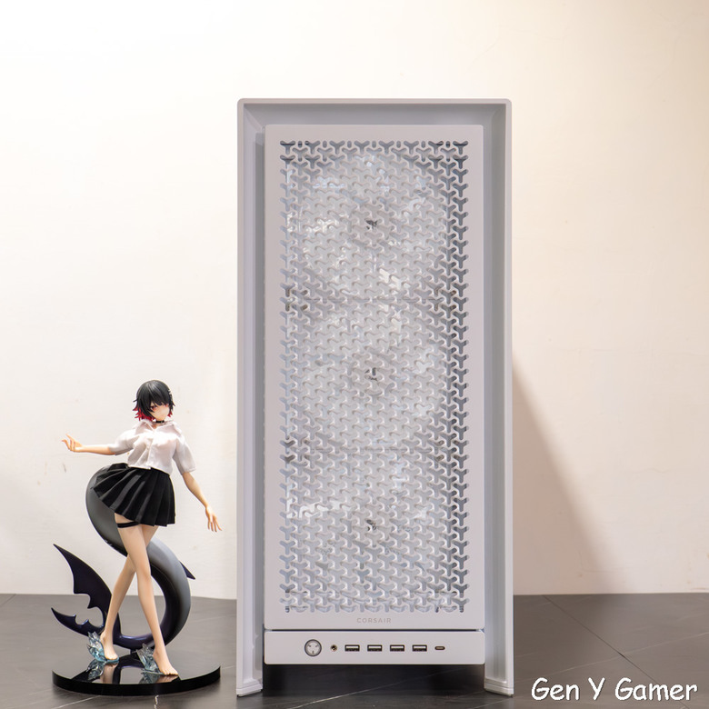 點我看大圖 模組化尬洞洞板!CORSAIR FRAME 5000D RS ARGB