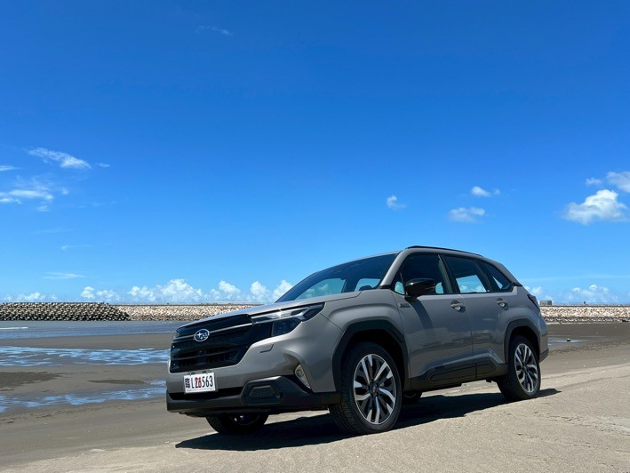 六代森一桶油凸全台灣集滿最多Subaru展間,就我們這車吧?