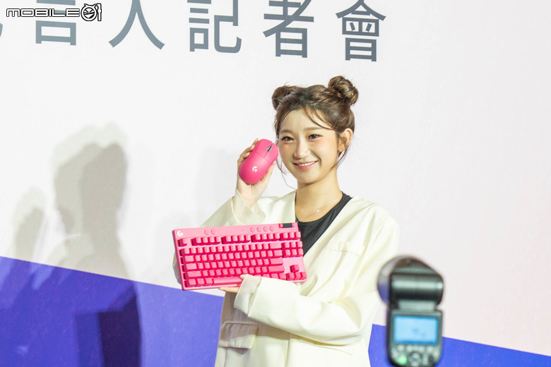 羅技邀請李珠珢擔任雙品牌代言人兼一日店長 沒想到私底下居然是個遊戲咖！