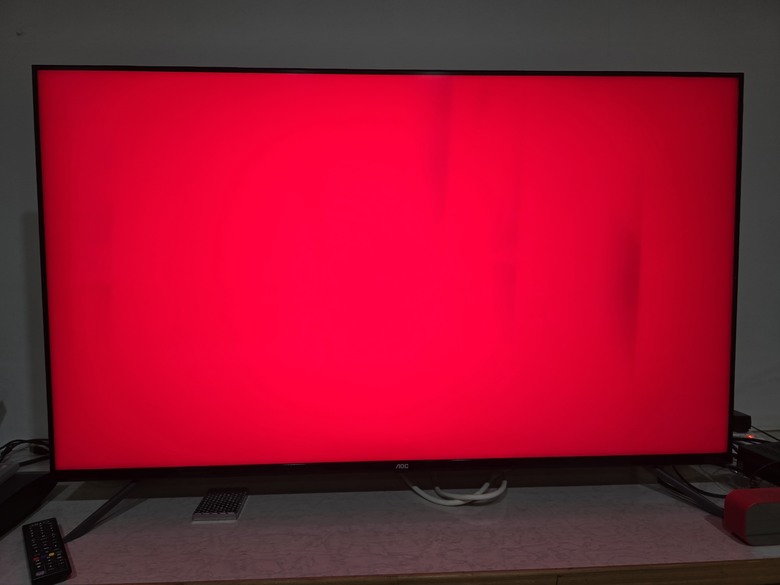 電視出現這樣，要送修嗎？