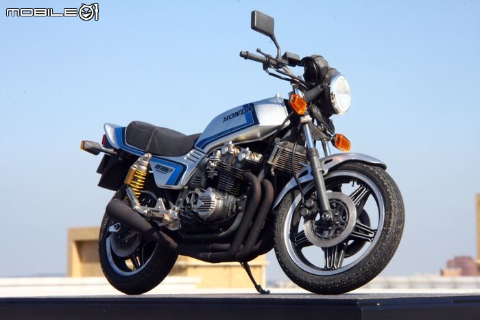 [模型製作記]HONDA CB750F 1/12