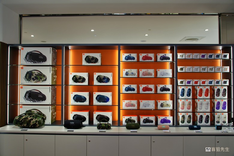 【盲狙特報】JBL DREAM PLAZA 統一時代百貨台北店 | 為音樂愛好者打造，全年齡駐足賞樂的好地方❤️