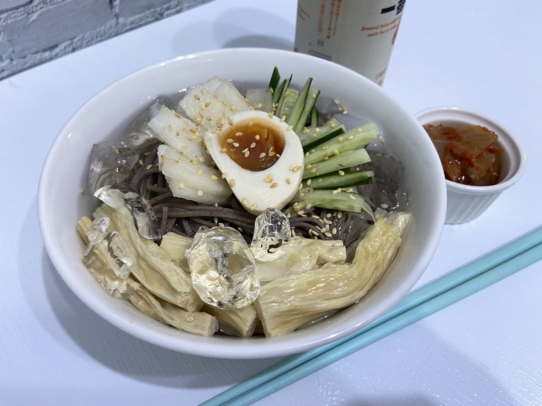 用全聯食材做出無肉版的平壤冷麵