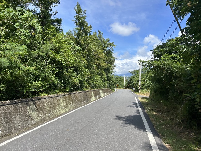 騎 上 秘 境 1 9 7 縣 道