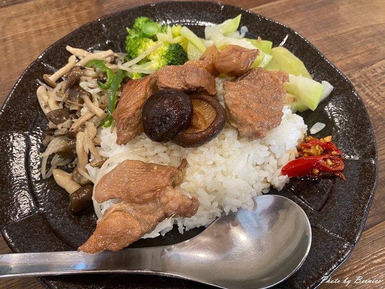 拾味料理所~今日吃什麼都有驚喜 加辣味蕾更升級