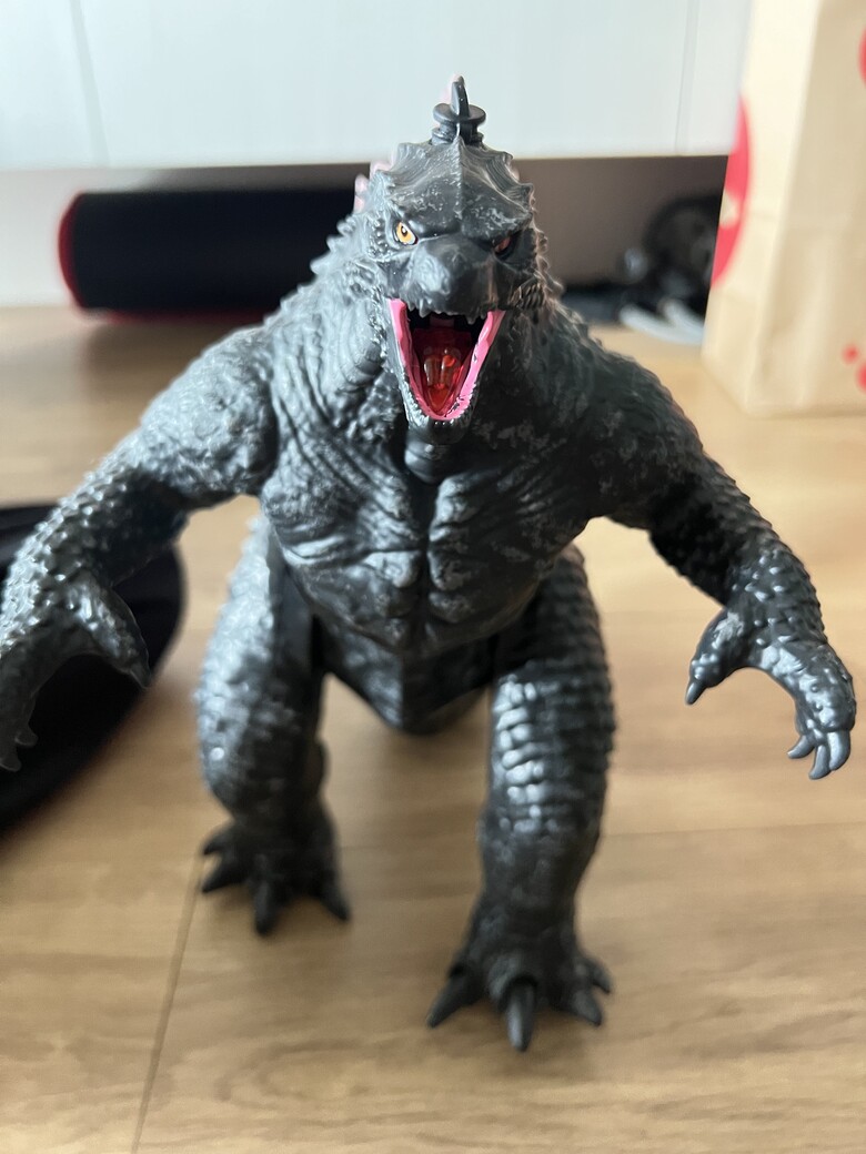小孩搶著當怪獸指揮官!JADA 遙控哥吉拉開箱實錄