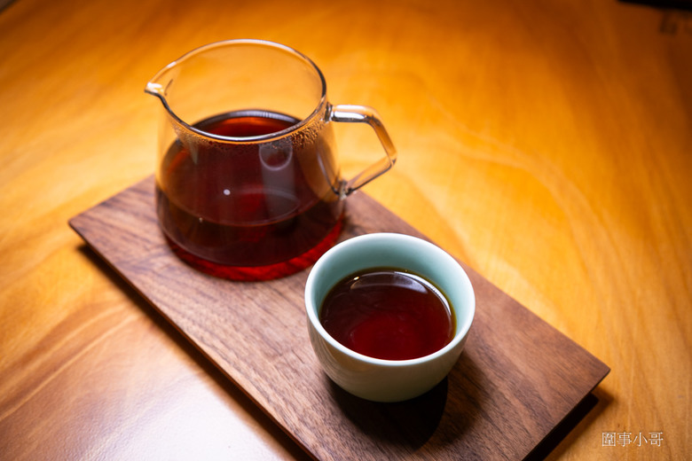 中壢咖啡廳推薦-Mukka cafe-沐卡咖啡,手沖咖啡匠心獨具,咖啡師信手拈來都是讓人回味再三的極品~有自製的美味甜點也有高質感的點心~