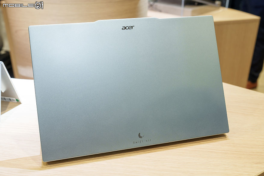 【IFA 2025】僅 990g！ Acer 全新 Swift Air 16 筆電以超輕量機身迎接行動 AI 新世代