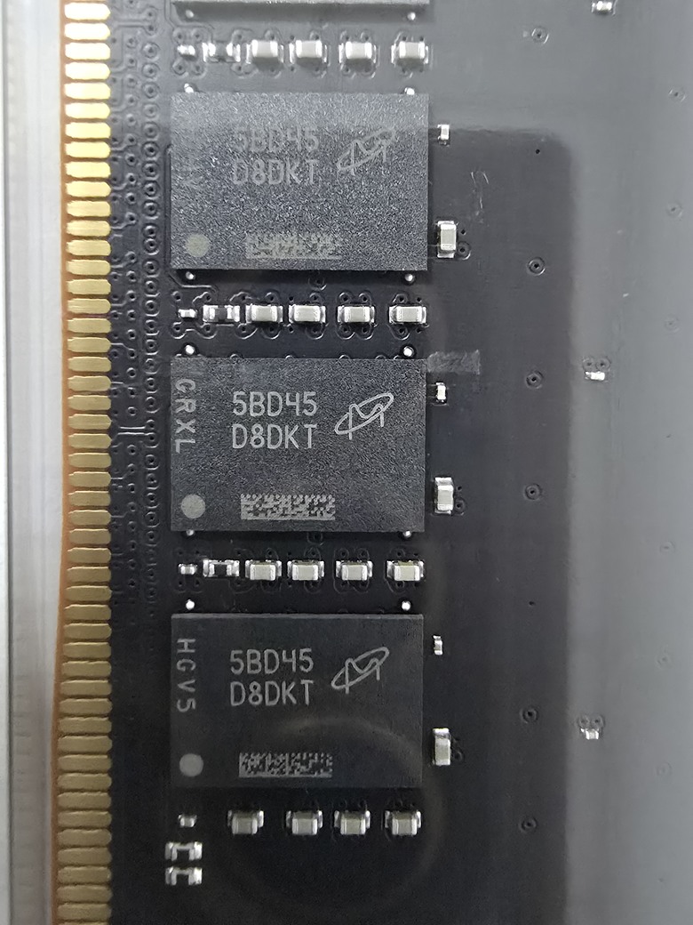 美光 Crucial DDR5-6400 CUDIMM 穩定的性能