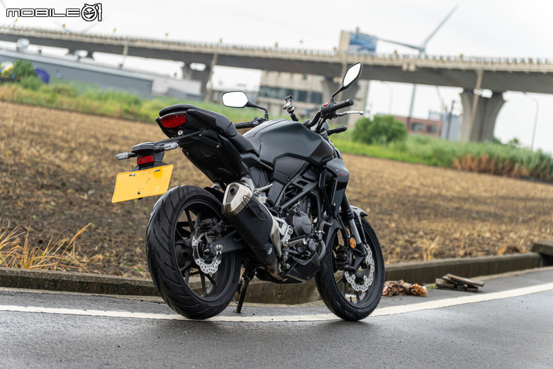 HONDA CB300R試駕|回歸檔車的起點,重回單缸的懷抱!