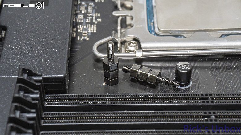 【開箱】曜越平價RGB水冷 | Thermaltake LA360 ARGB SYNC