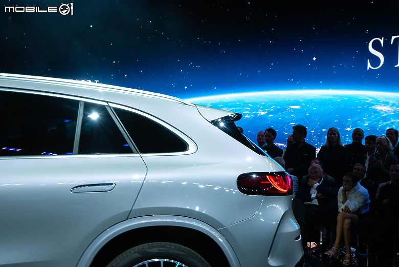 2025 Mercedes-Benz IAA品牌之夜｜全新電動版GLC登場，定義新世代的完整科技進化！