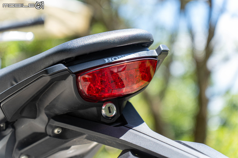 HONDA CB300R試駕｜回歸檔車的起點，重回單缸的懷抱！