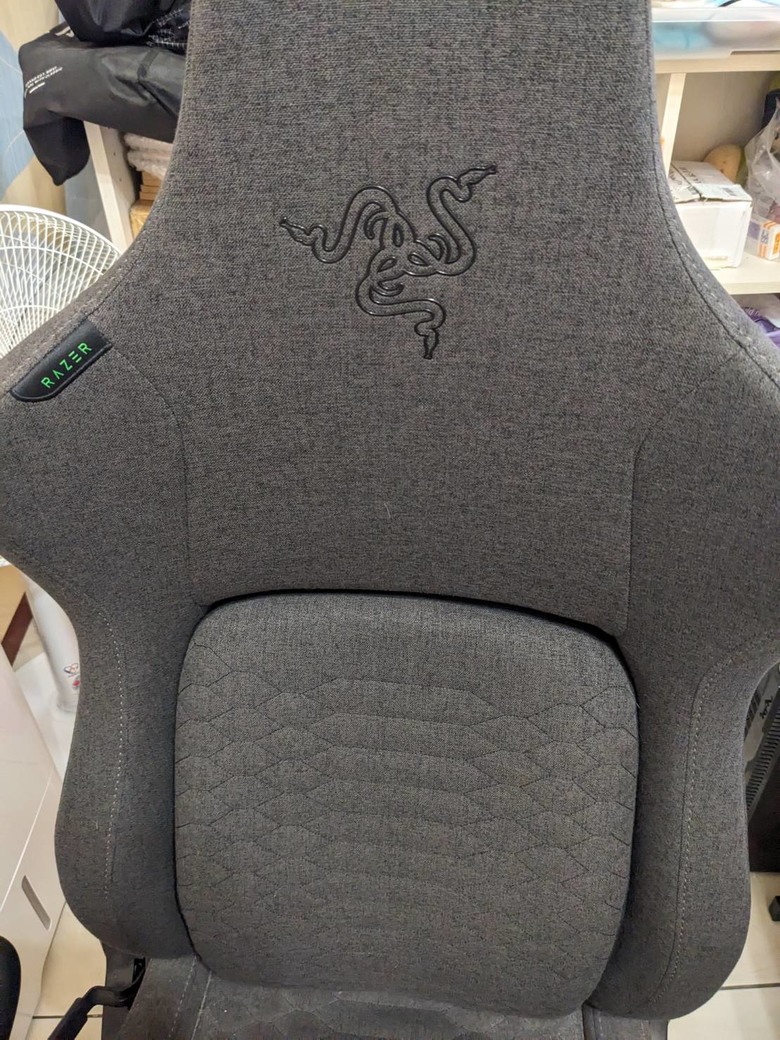 反推Razer的Iskur電競椅