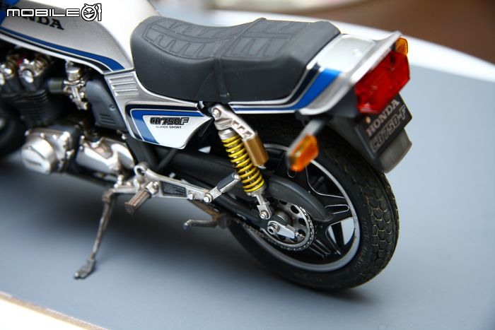 [模型製作記]HONDA CB750F 1/12