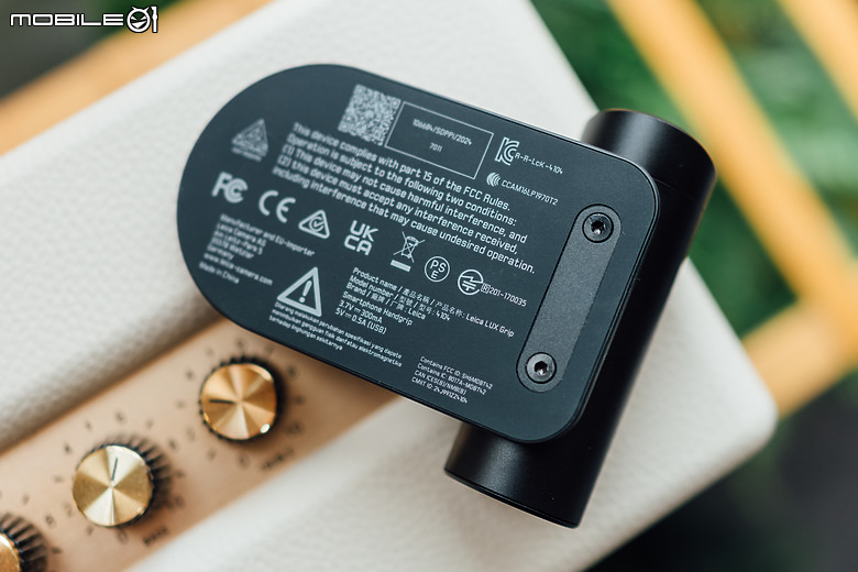 Leica Lux Grip 評測報告｜彈指間讓 iPhone 化身為徠卡隨身機！