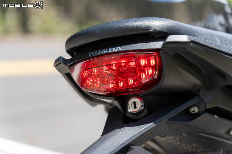 HONDA CB300R試駕｜回歸檔車的起點，重回單缸的懷抱！