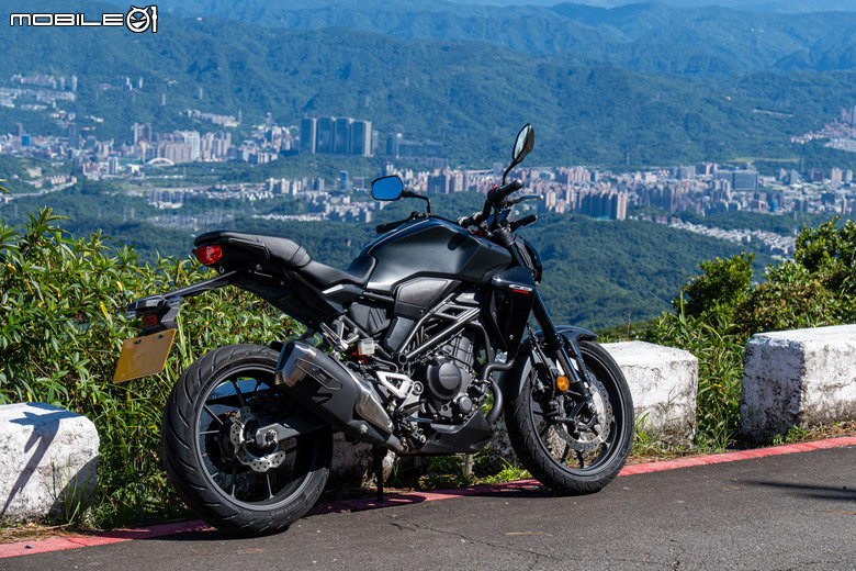 點我看大圖 HONDA CB300R試駕|回歸檔車的起點,重回單缸的懷抱!