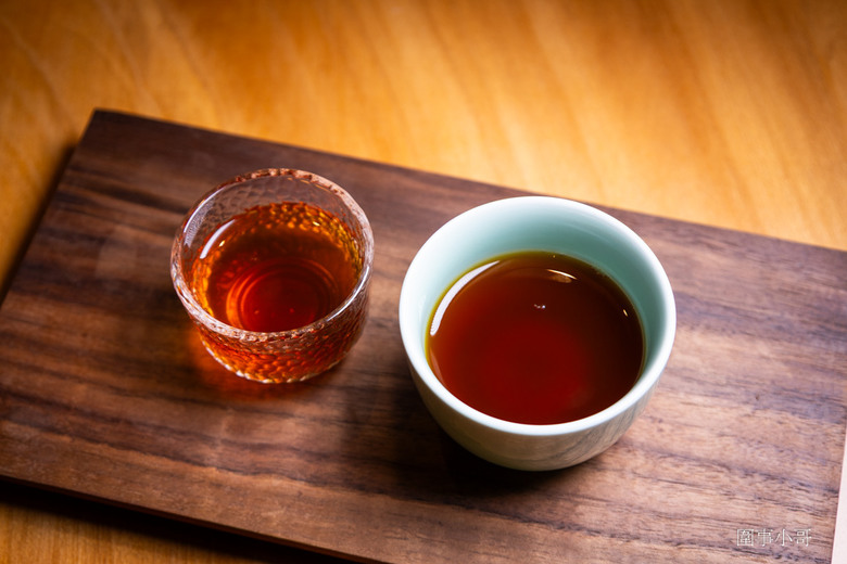 中壢咖啡廳推薦-Mukka cafe-沐卡咖啡,手沖咖啡匠心獨具,咖啡師信手拈來都是讓人回味再三的極品~有自製的美味甜點也有高質感的點心~