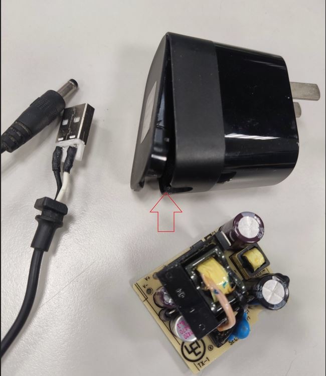 [拆修]小米盒子DC電源輸入改裝成USB供電