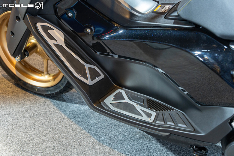 【採訪】2025 YAMAHA NMAX 搭載全新電控「YECVT」登場，真正白牌旗艦羊，建議售價:137,000元
