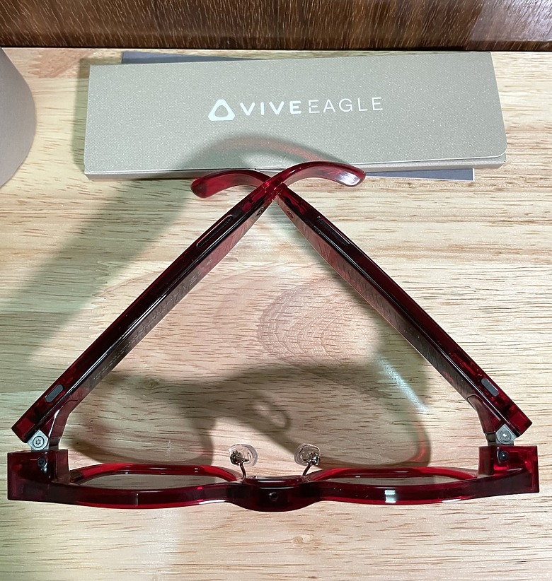 [開箱心得] HTC Vive Eagle第一支智慧眼鏡入手